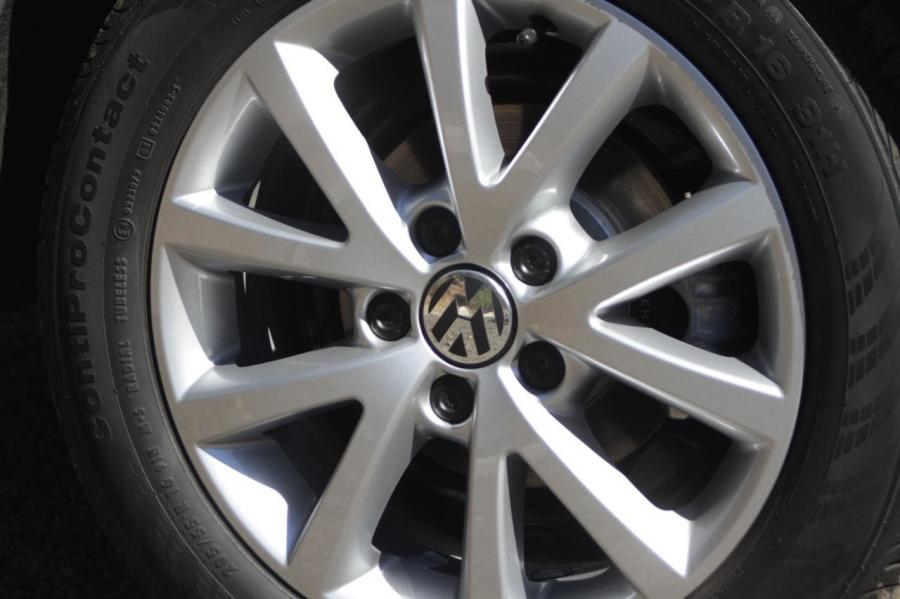  Volkswagen Jetta SE 2014 года  (фото 4 из 32)